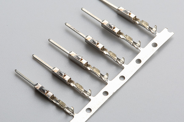 正確選擇板對板連接器產(chǎn)品有什么標(biāo)準(zhǔn)